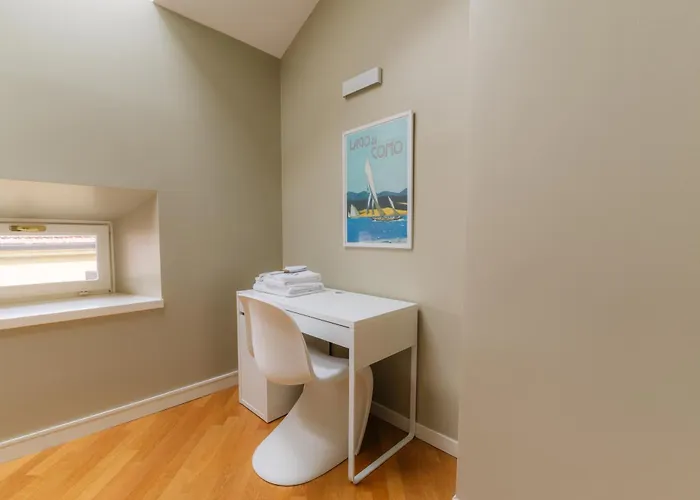 R Tulipano House Daire Como